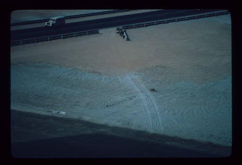 UAE_72 - KM_7272