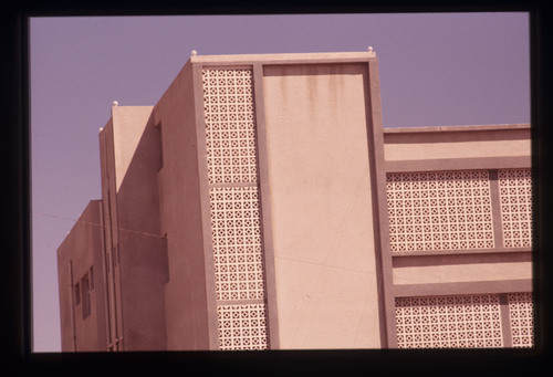 WF_S_SY_UAE_E_230 - KM_6912