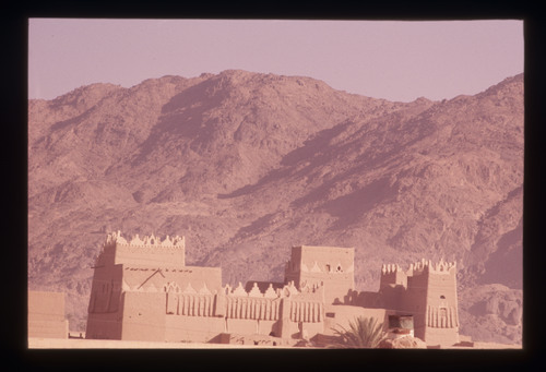 WF_S_SY_UAE_E_230 - KM_6930