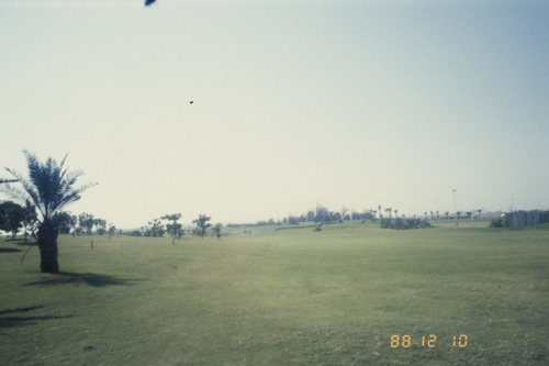 121_ＵＡＥ　'88.12月 ⑧ イスラム墓地　らくだ基地　息子孫との１日