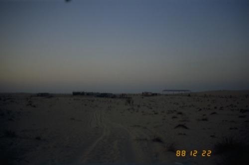 121_ＵＡＥ　'88.12月 ⑧ イスラム墓地　らくだ基地　息子孫との１日