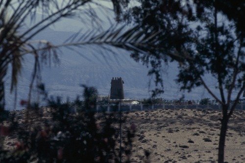 123_ＵＡＥ　'88.1月　⑩ 民家のおじいさん・庭、博物館（？）、ラッセルハイマ・ホテル、ラッセルハイマ・ザアビ家、アラブ人家庭内の女性・食事、オフィスの女性（ラッセルハイマホテルなど）
