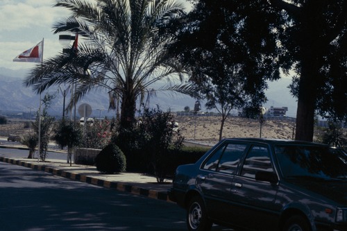 123_ＵＡＥ　'88.1月　⑩ 民家のおじいさん・庭、博物館（？）、ラッセルハイマ・ホテル、ラッセルハイマ・ザアビ家、アラブ人家庭内の女性・食事、オフィスの女性（ラッセルハイマホテルなど）