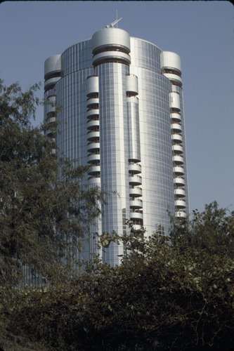 193_UAE   '92.2