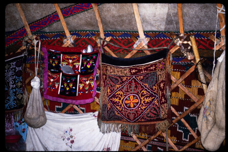 199304 - 199304_10_12
