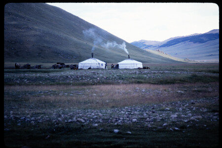 199502 - 199502_09_04
