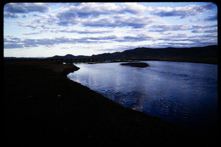 199502 - 199502_09_10