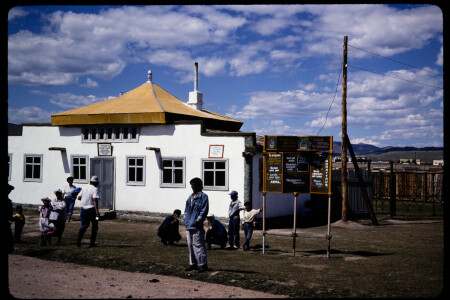 199502 - 199502_10_09