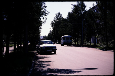 199604 - 199604_02_12
